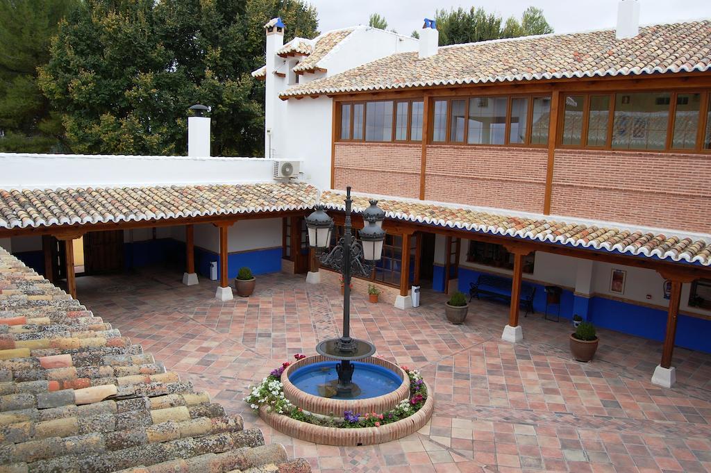 Hotel El Cortijo De Daimiel Buitenkant foto